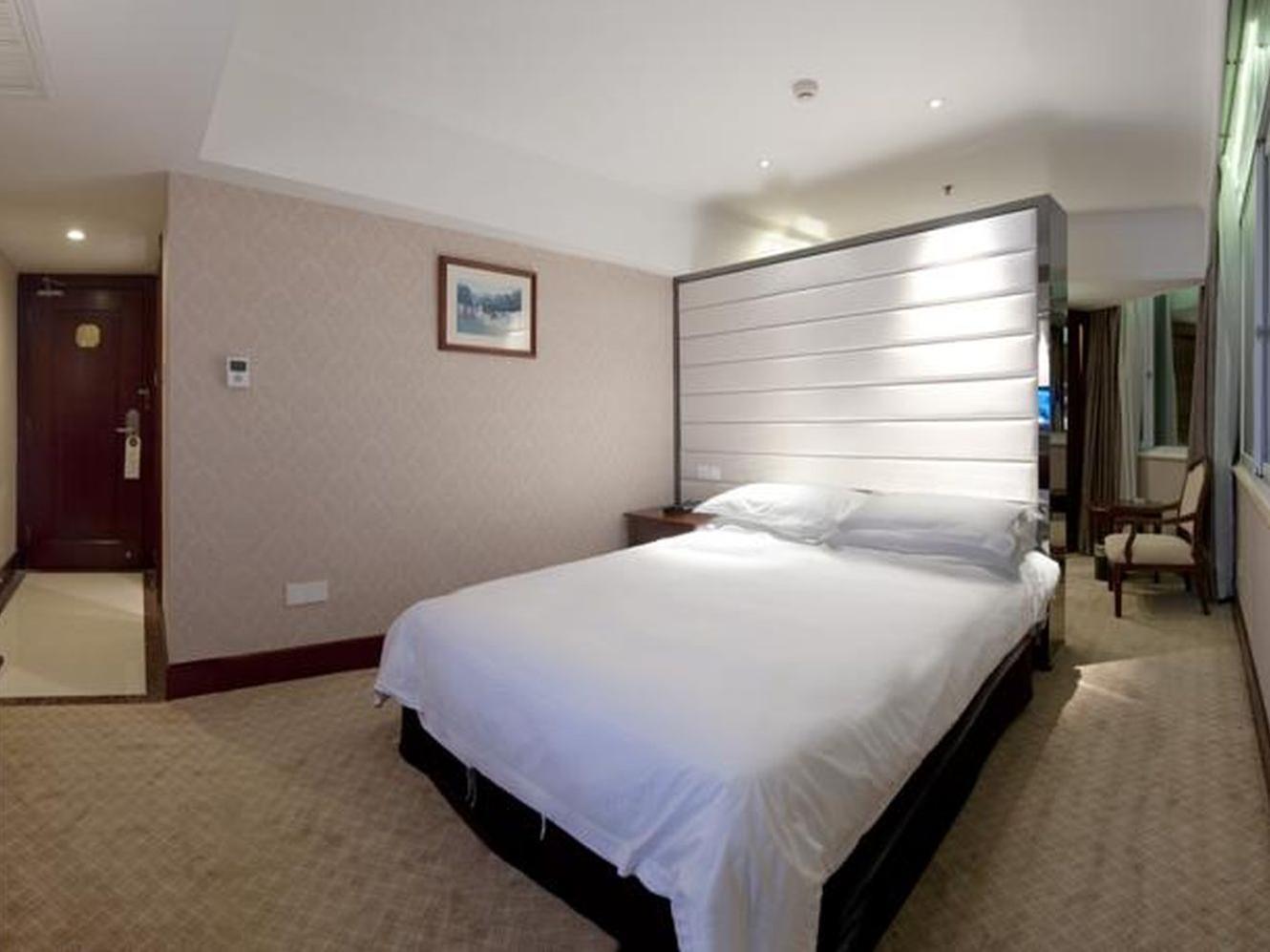 Golden Port Hotel Ningbo Exterior photo