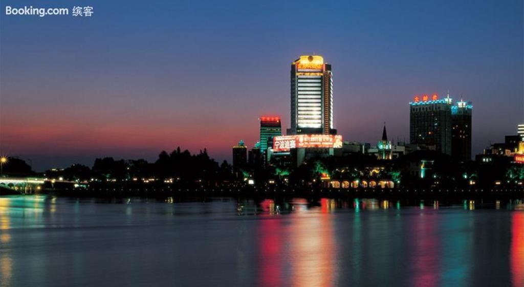 Golden Port Hotel Ningbo Exterior photo